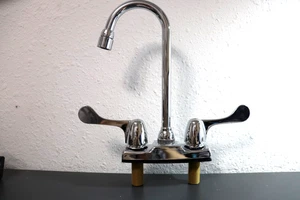 Delta 2171LF-WBHHDF Kitchen Bar Faucet Chrome Lead-Free NEW in Box CLOSEOUT - Picture 1 of 15