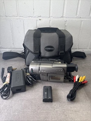 Sony CCD-TRV48E VIDEO 8XR Camcorder, Tested And Great Condition - Image 1 of 4