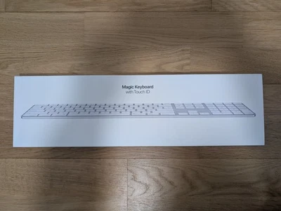 Apple Magic Keyboard with Touch ID (DE) modello MK2C3D/A - Nuova e confezione originale - Immagine 1 di 2