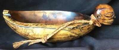 Llave/frutero de madera tallada a mano Foto 1 de 4