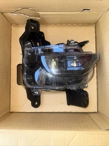 2023 2024 LEXUS LX600 RIGHT FOGLIGHT FOGLAMP OEM 81360-60160 - Picture 1 of 5