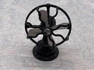 BLEISTIFT SPITZER AUS METALL 20 TES JHDT BLEISTIFTSPITZER MINIATUR - Afbeelding 1 van 14