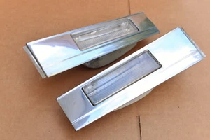 80-90 Electra Lesabre Estate Front Lower Fender Cornering Turning Lamp Light - Picture 1 of 8