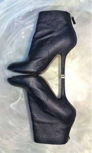 STELLA McCARTNEY Women's 6 B Black Vegan Leather Zip Trimmed Ankle Boots Italy - Picture 1 of 12