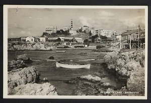 LEBANON-LIBAN-LIBANO 104-Beyrouth -Ras Beyrouth (Real Photo (RPPC) - Picture 1 of 2