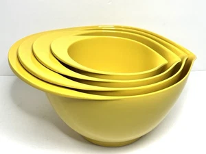 Williams Sonoma Yellow Nesting Melamina Ciotole Beccuccio Set Completo di 4 - Foto 1 di 11