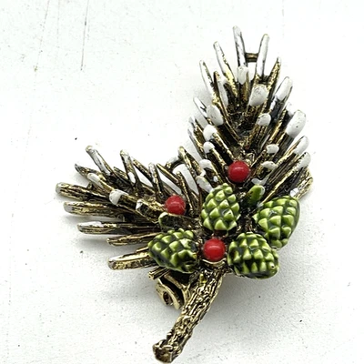 Broche prendedor de rama de pino navideño firmado ARTE vintage conos de bayas de nieve Foto 1 de 4