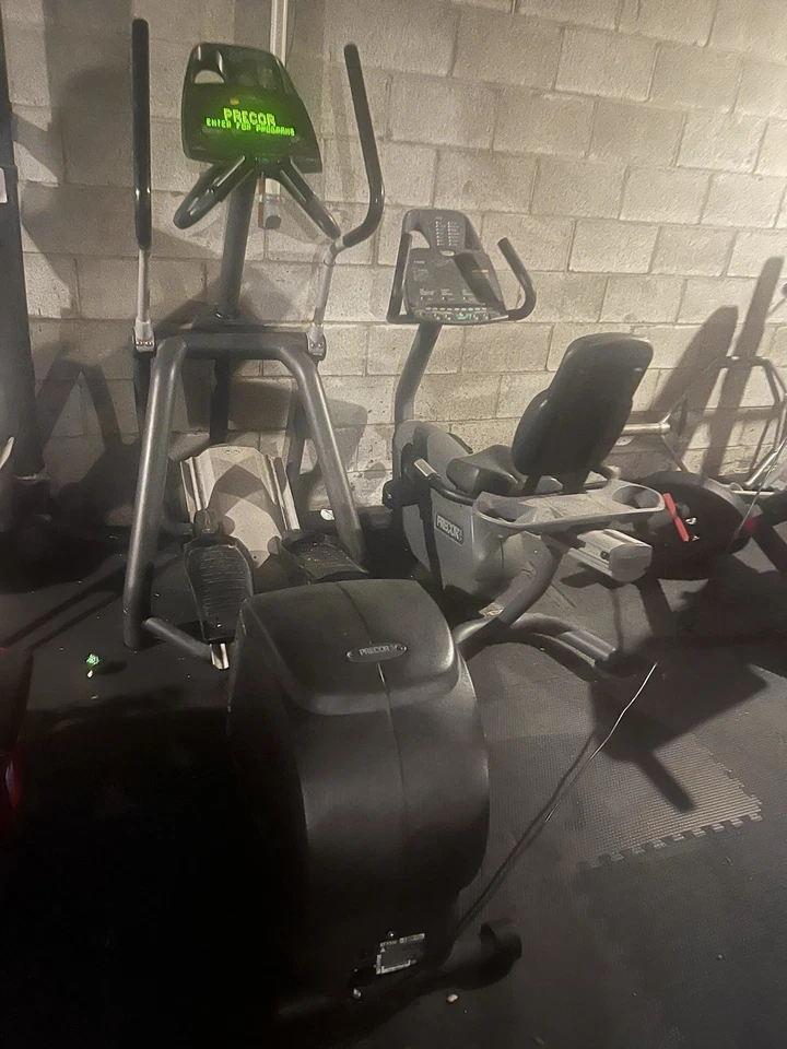 Precor Elliptical EFX556 - Image 1 of 2