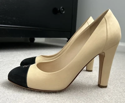 CHANEL Beige And Black Goatskin Cap Toe Heels CC Size 37 US 7 Pumps - Image 1 of 4