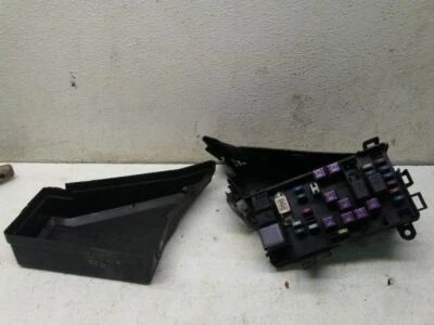 Caja de fusibles 2,5 L no turbo para Subaru Forester 10-13 Foto 1 de 4