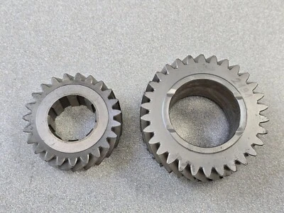 EXCELENTE JUEGO DE ENGRANAJES A JUEGO ORIGINAL PORSCHE 911 930 TURBO SEGUNDA VELOCIDAD NU 23:30 Foto 1 de 4