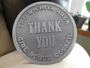 EH PFADFINDERINNEN DANKE GROSSES MEDAILLON WICHITA GEBIETSRAT KS GSUSA WAGGGS!! - Bild 1 von 4