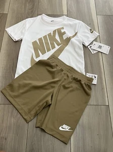 Nike Boys T-Shirt & Shorts Set Size 6 NWT White And Gold MSRP $40 - Picture 1 of 7