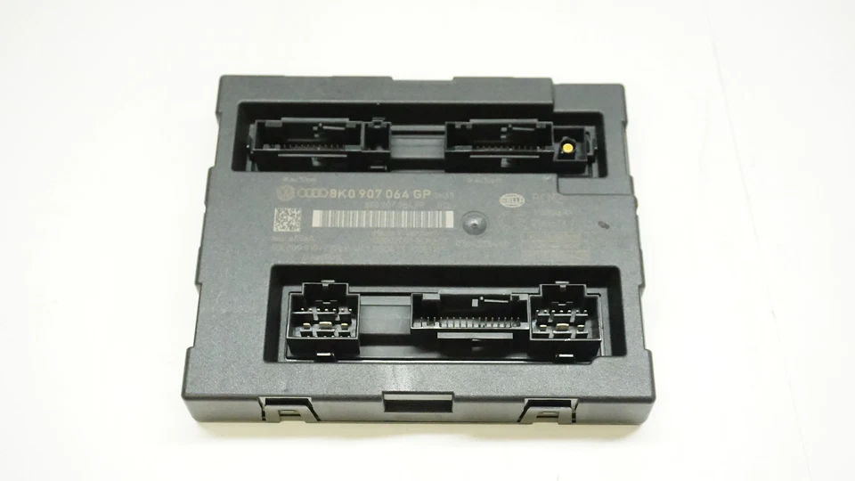 Módulo de control de carrocería Audi Allroad Avant 13-16 8K0907064GP Foto 1 de 1