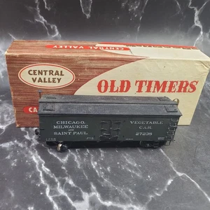 Central Valley Old Timers Refrigerator Car Chicago Milwaukee St Paul Kit F-94 HO - Picture 1 of 6