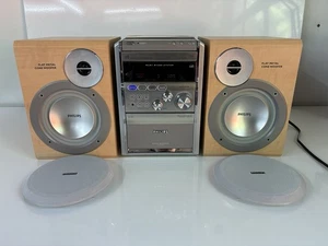Philips MCM7/37 - CD/Cassette Tape - Micro Stereo System  2- Speakers & Antenna - Picture 1 of 24