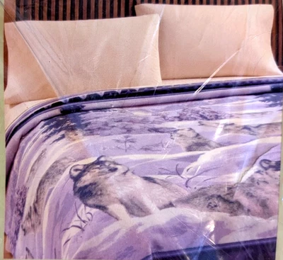 Vintage Wolf Pack Wolves Queen King Blanket Blue Gray Polyester 102 x 90" - New - Image 1 of 4