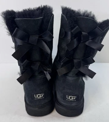 Botas UGG para mujer Bailey Bow negras gamuza piel de oveja tobillo talla 11 Foto 1 de 4