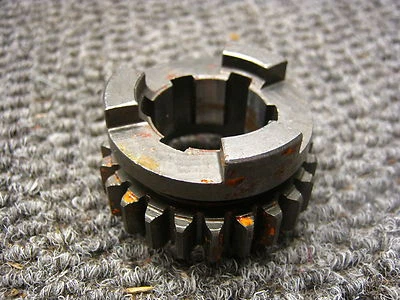 Yamaha DT2 DT3 RT2 RT3 1972 1973 quinta rueda engranaje nuevo OEM vintage Foto 1 de 4