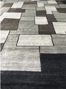 Spectacular Hand Knotted Tibetan Rug Viscous Pile  6’x 9’ Modern Beauty. - Picture 1 of 6