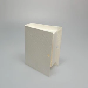 10 Kartonagen Schachtel Buch "Matelasse" weiß Hochzeit Kommunion Konfirmation - Bild 1 von 5