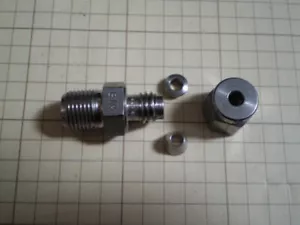 Swagelok SS-100-1 -2 | 316 SS straight male connector, 1/8 NPT. 1/16 Tube - Bild 1 von 1