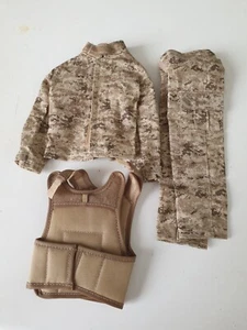 1/6 UNIFORME CAMUFLAJE y CHALECO ACCESORIOS FIGURA DE ACCION DE 12" sin marca - Imagen 1 de 5