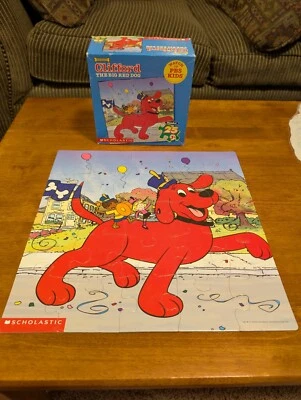Clifford The Big Red Dog PBS Kids RoseArt Scholastic 25 Piece Puzzle Complete - Image 1 of 4