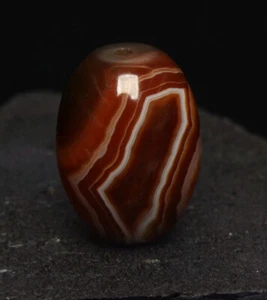 Amuleto di perle antiche 16g occhi a fascia Nepal Indo Tibet agata per regalo - Foto 1 di 10