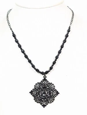 Avon Black Square Pendant Beaded Gothic Retro Necklace 21 in - Image 1 of 4