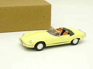 Road Champs Sb 1/43 - Jaguar Art 1971 Gelb - Bild 1 von 1
