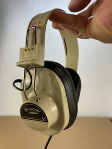 Vintage 70s 80s Califone Over The Ear Stereo Guitar Headphones Boombox Receiver - Picture 1 of 8