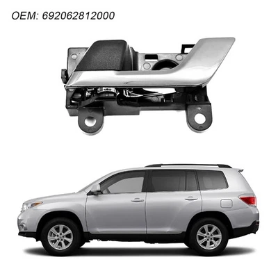 Передняя левая внутренняя дверная ручка со стороны водителя для Toyota Highlander SE 2010-2013 годов выпуска - Изображение 1 из 4