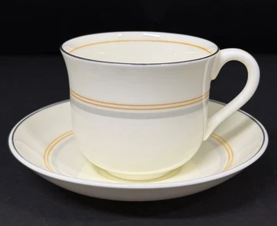 TAZA Y PLATILLO FOLEY porcelana de hueso fino usado en Queen Mary, Cunard Steam-ship Co! Foto 1 de 4