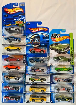 Hot Wheels Mustangs Carded - Your Choice - '65,'67,'68,'69,'70,'96,Cobra - *MIRA* Foto 1 de 4