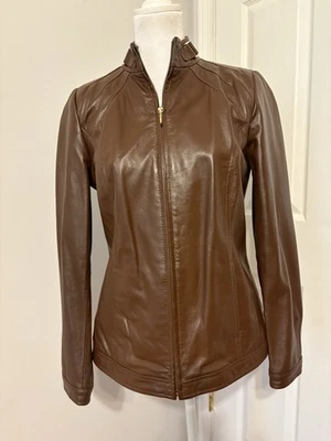 Chaqueta Bradley Bayou 100% Cuero Marrón Chocolate Talla XS Cremallera Frontal Dorado Haretería Foto 1 de 4