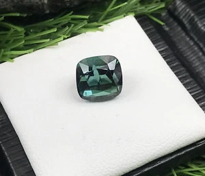 4,2 ct natürlicher facettierter Turmalin Farbe grünlicher Kissenschnitt Afghanistan - Bild 1 von 13