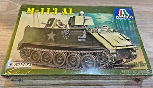 Transportador de personal blindado vintage 7011 Italeri US Army M-113 A1, nuevo stock antiguo - Imagen 1 de 1