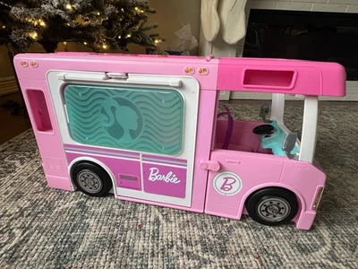 Barbie 3 en 1 Dream Camper Juego GHL93 con Accesorios Foto 1 de 4