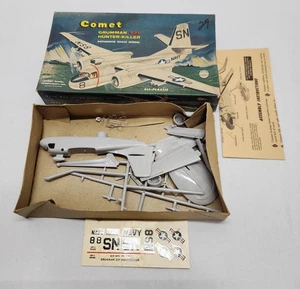 Vintage Comet  Grumman S2F Hunter- Killer  1/54  (Rare) Partially Assembled  - Picture 1 of 11