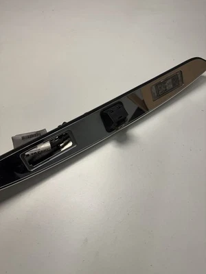 84208831 New OEM GM Camera, Rear View 2018-2024 GMC Terrain Tailgate Liftgate Tr - Image 1 of 4