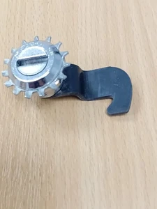 Eaton /  Memshield 2 /  Panel Board Cover Door Catch. - Picture 1 of 5