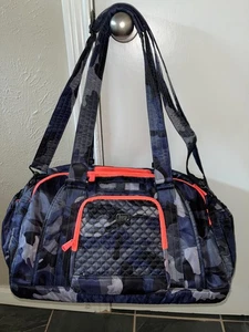LUG TRAVEL OVERNIGHT GYM BAG NEW NWOT EXCELLENT Lug propeller-camo navy L041 - Picture 1 of 10