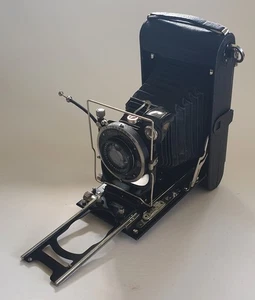 a047 A Cased Zeiss Ikon Nixe 511/17 Camera Black 1920s/1930s - Picture 1 of 17