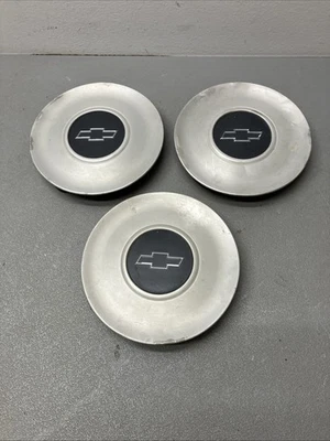 2001-2007 Chevy Monte Carlo Wheel Center Cap Hubcap Cover Chevy 9592876 OEM - Image 1 of 4