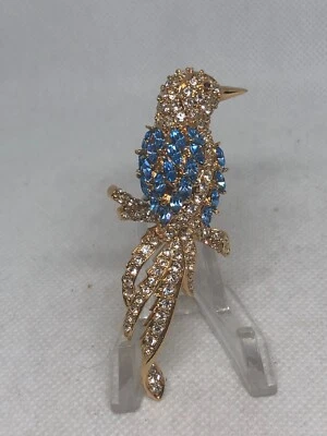 RARO BROCHE PIN PÁJARO ESTRÁS TRANSPARENTE Y AZUL NOLAN MILLER Foto 1 de 4