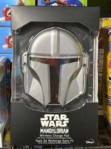Star Wars Charging Pad The Mandalorian Wireless  w Blue LED Visor NEW Sealed - Picture 1 of 2