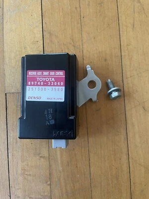 Lexus ES350 2007-2011 Toyota Camry receptor de puerta inteligente OEM 89740-33040 Foto 1 de 2