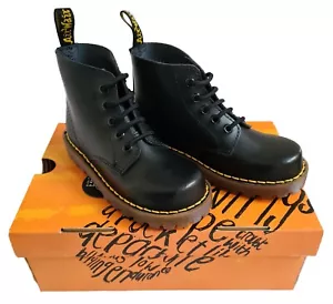 Dr. Martens Boots 6004 Lamper Kids Child UK11.5/US12.5(M)/US13.5(W)/EU30 Black - Picture 1 of 8