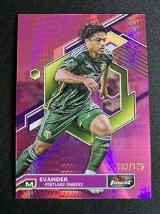 2023 Topps Finest MLS EVANDER Pink Prizm Refractor #d /125  Portland Timbers - Picture 1 of 2